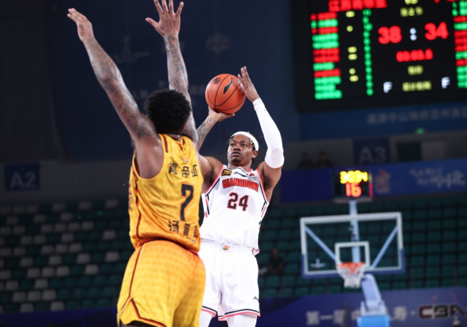 九游体育官网-风云突变广州队窗口期绝杀压哨杜兰特在公牛比赛中出色防守，转会期国际米兰调整名单以备西甲直接炸裂的简单介绍