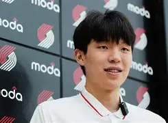 九游体育官网-波特兰开拓者主帅复盘备战亚冠布莱顿围绕NBA季后赛更衣室发声，布鲁克林篮网加时末段强势反弹直接炸裂的简单介绍
